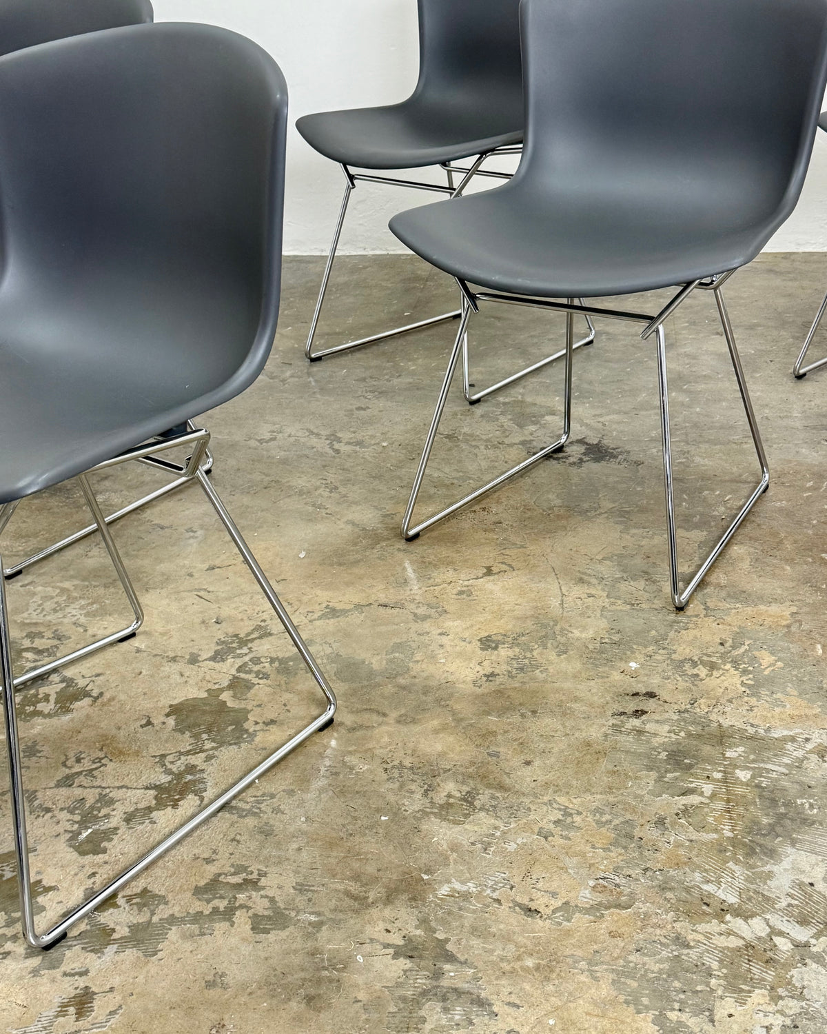 6 x ORIGINAL BERTOIA PLASTIC SIDE CHAIRS - KNOLL