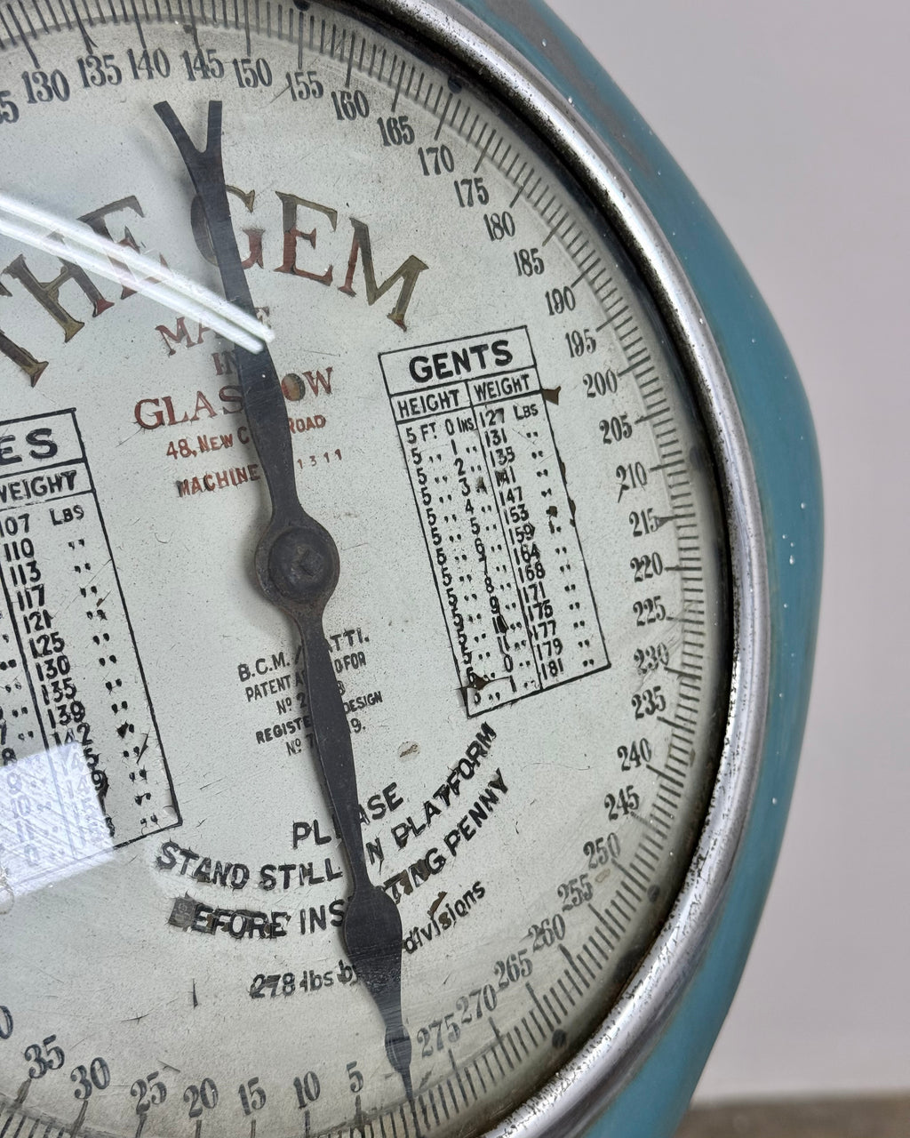 20th CENTURY LOLLIPOP SCALE