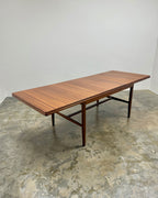 DS VORSTER DINING SET