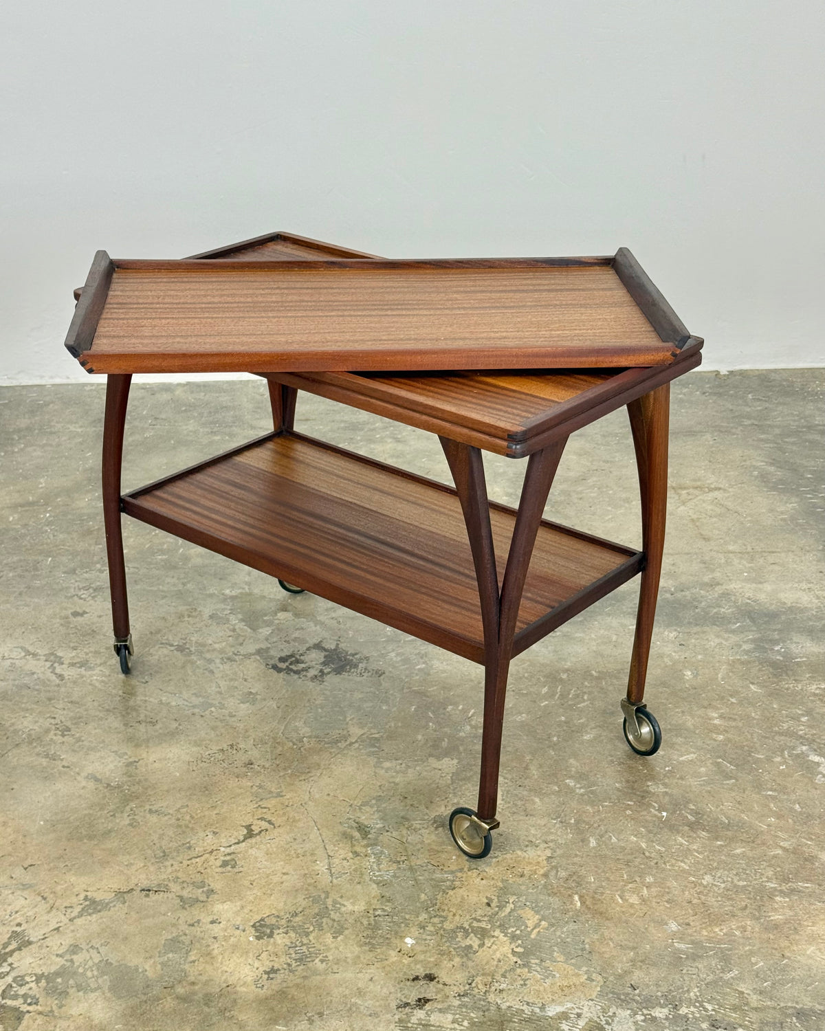 MID-CENTURY DRINKS TROLLEY