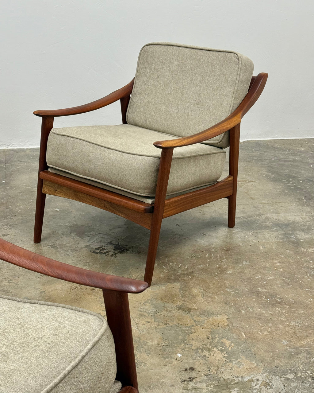 MID-CENTURY ARMCHAIR PAIR