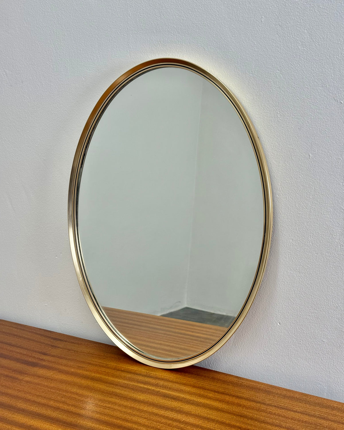 RETRO SOLID BRASS OVAL MIRROR