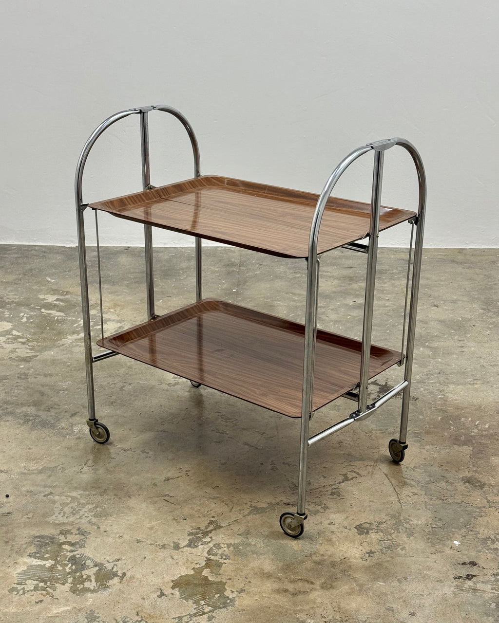 RETRO FOLDING DRINKS TROLLEY