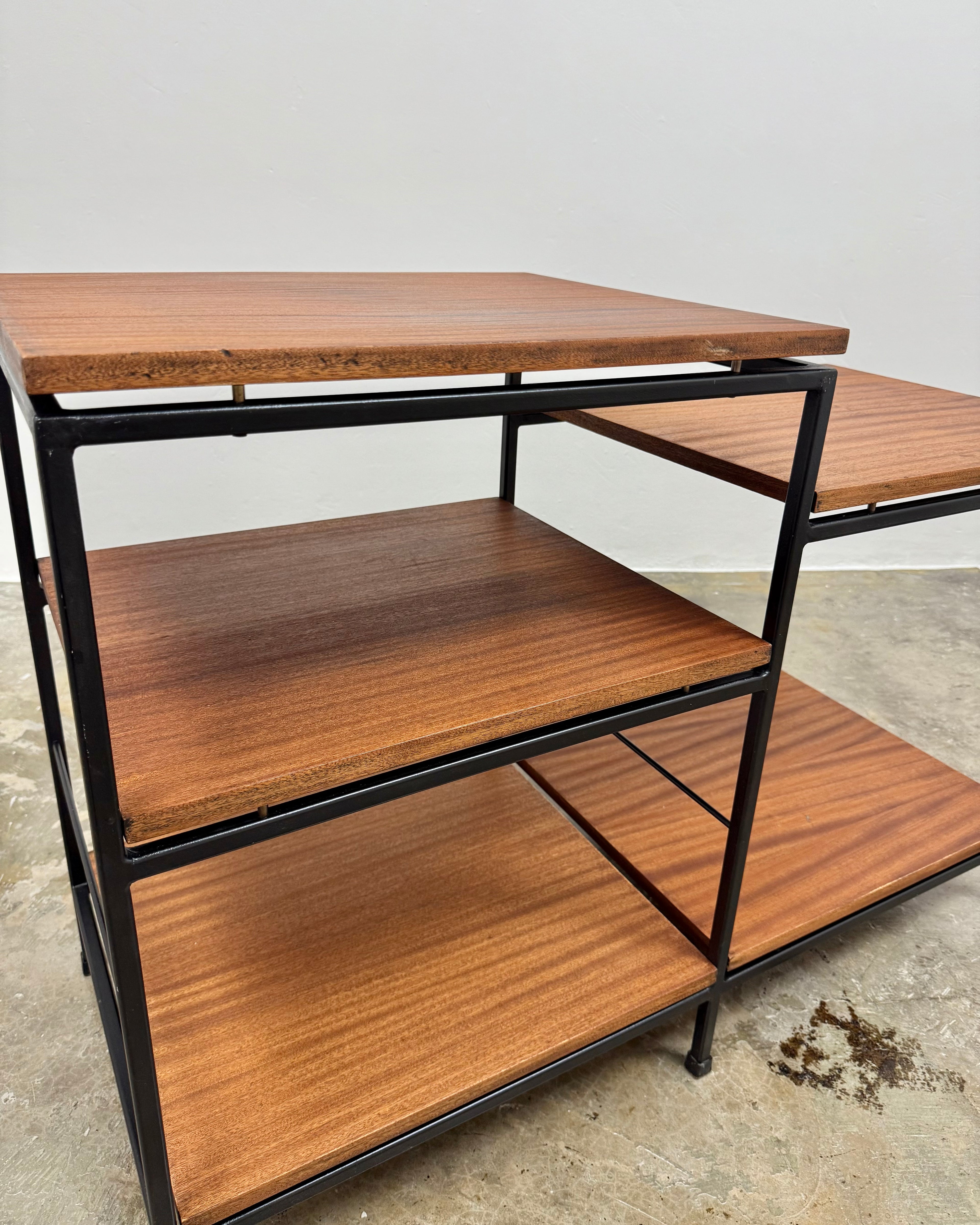 RETRO MULTI-TIERED DISPLAY STAND