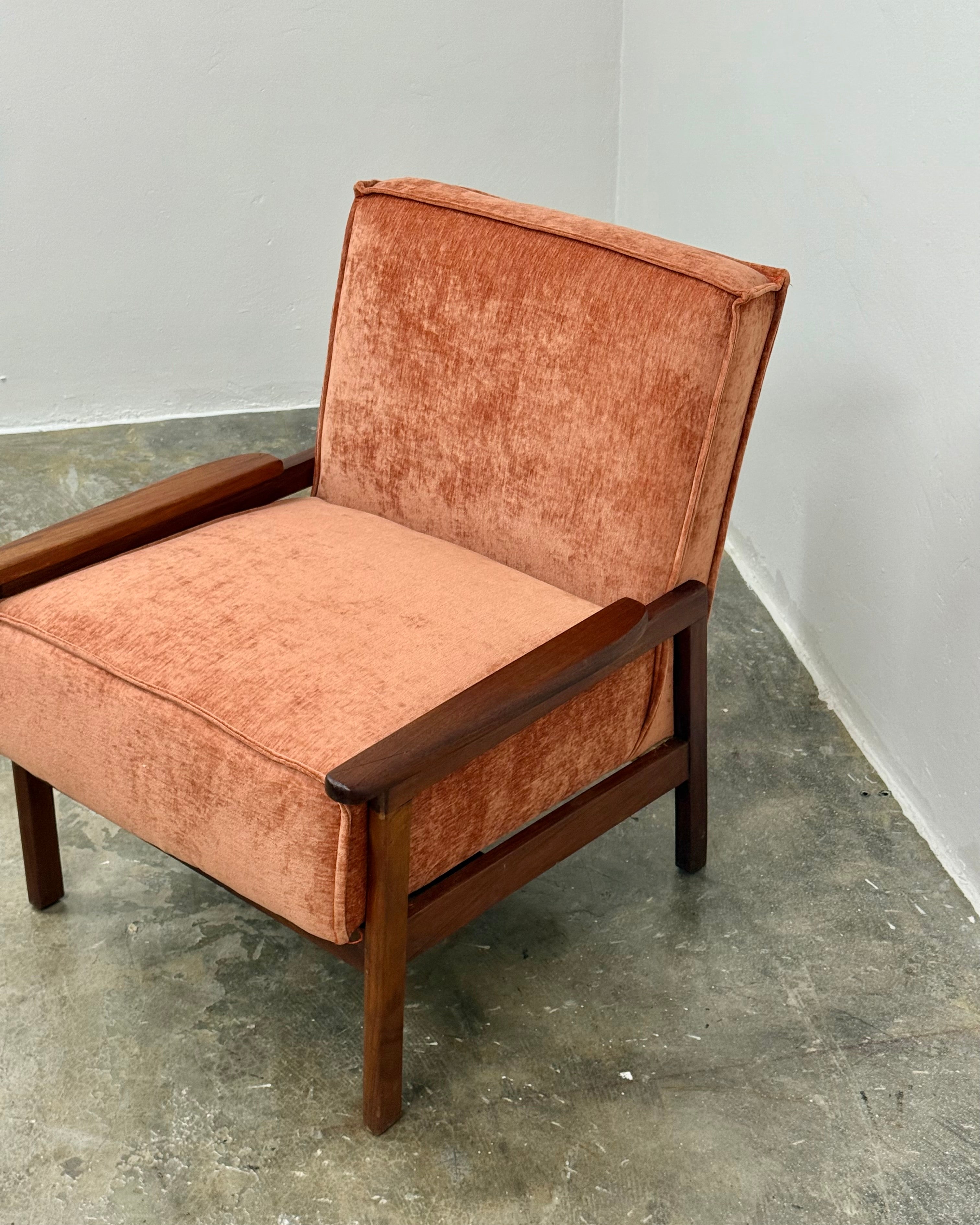 MID-CENTURY ARMCHAIR PAIR