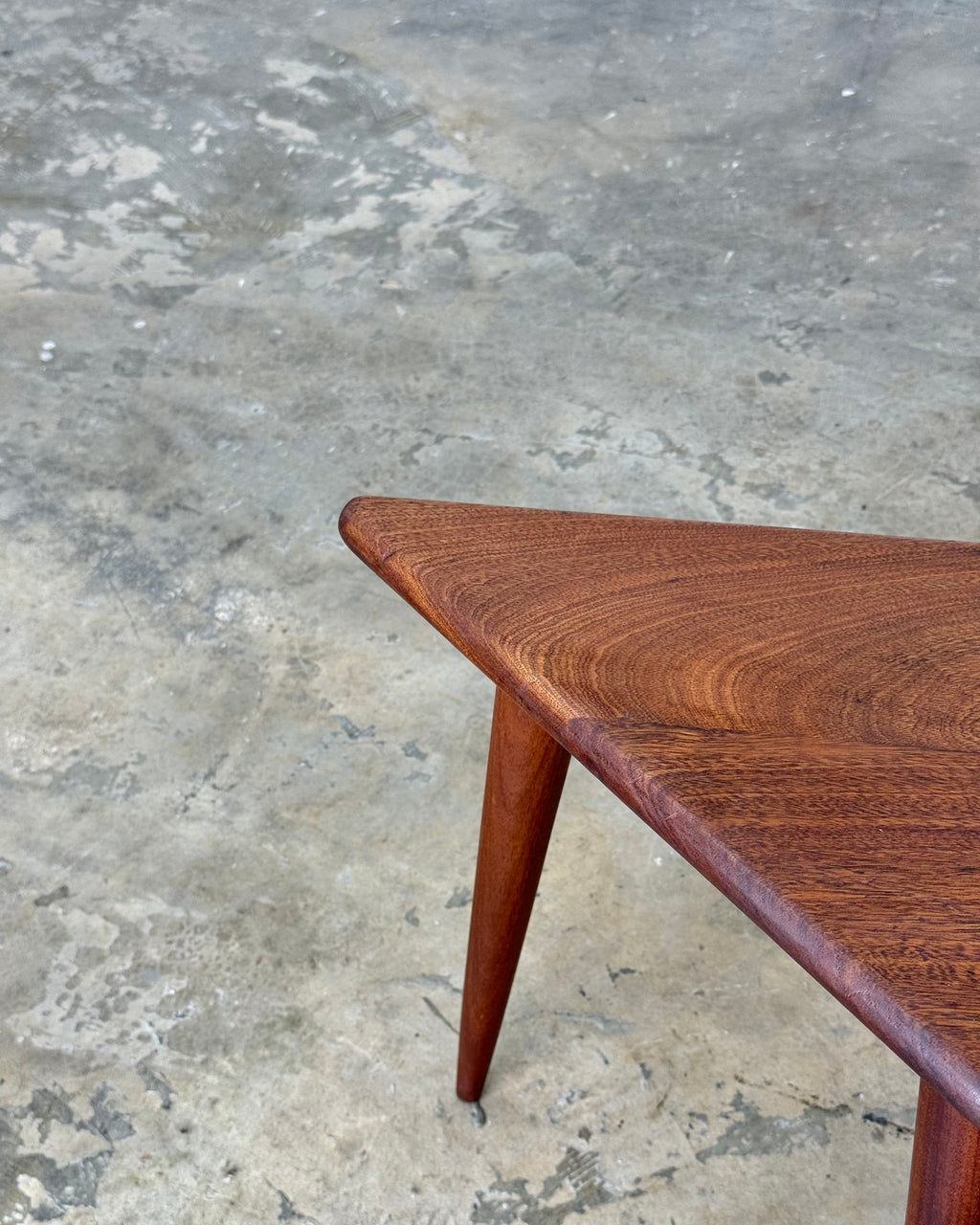 IMBUIA PLANT STAND / SIDE TABLE