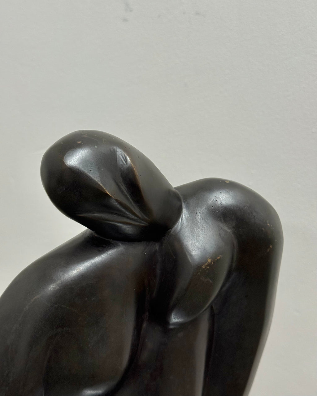 VINTAGE PATINATED BRONZE SCULPTURE