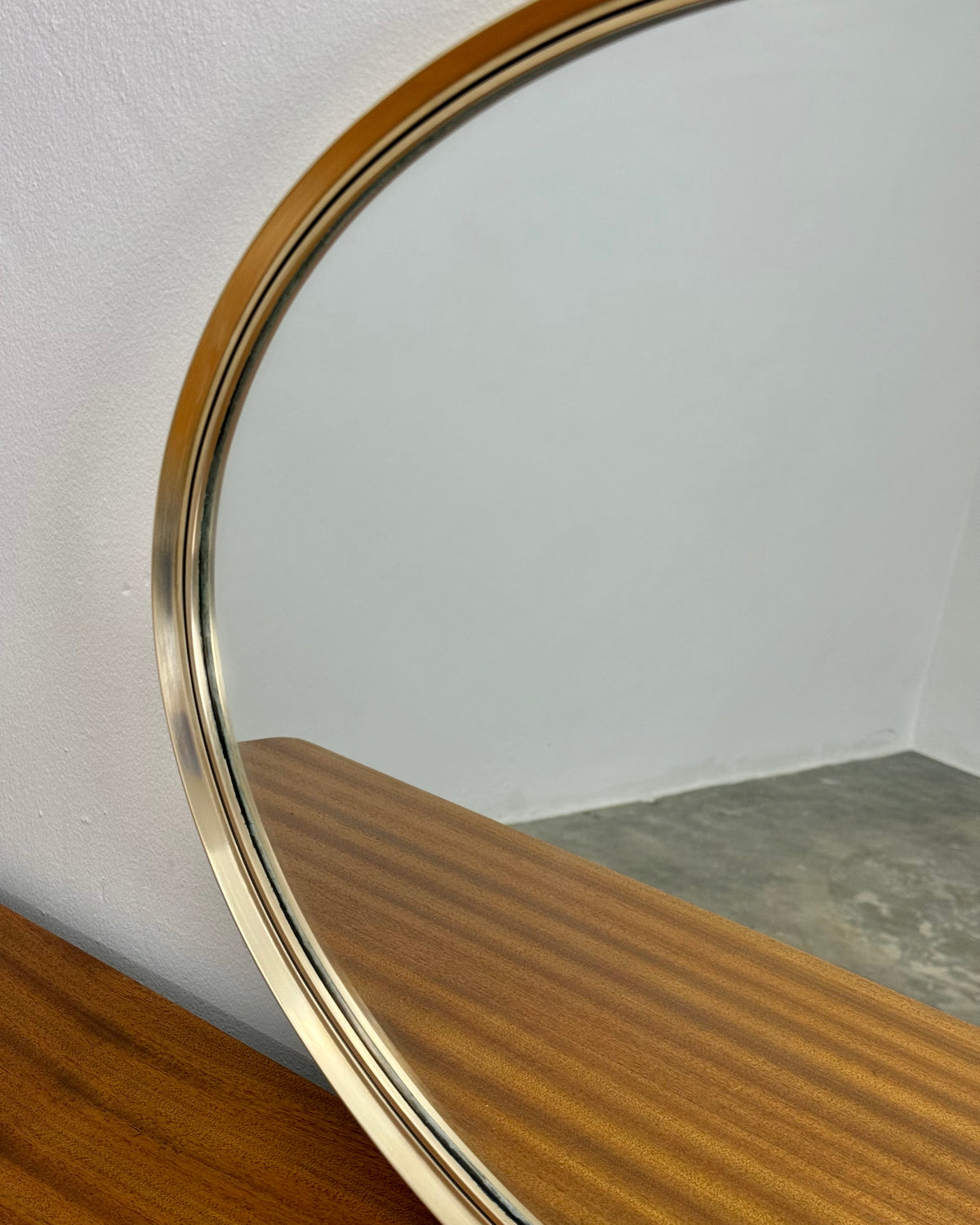 RETRO SOLID BRASS OVAL MIRROR