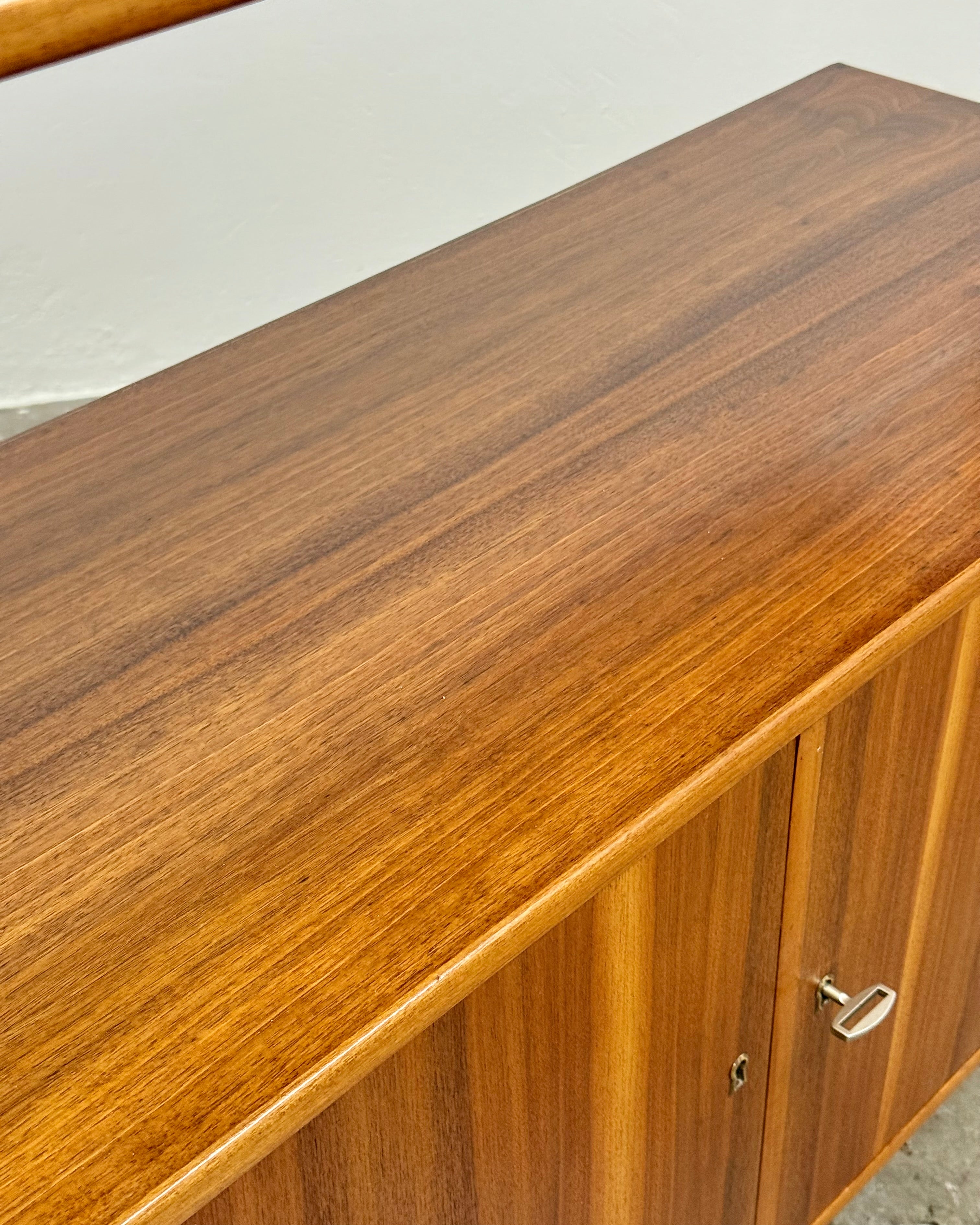 MID-CENTURY WALL UNIT