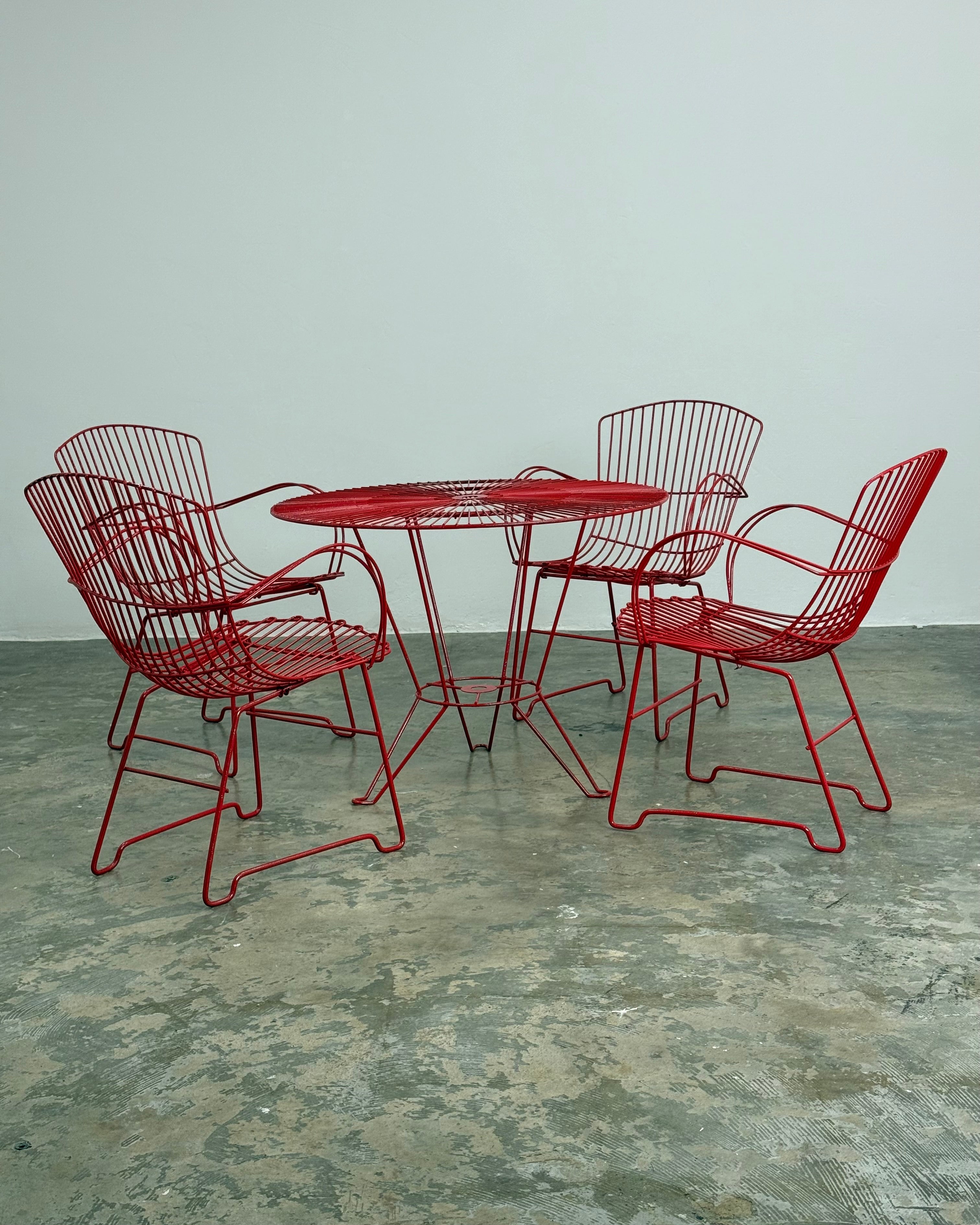 VINTAGE 4 SEATER PATIO SET
