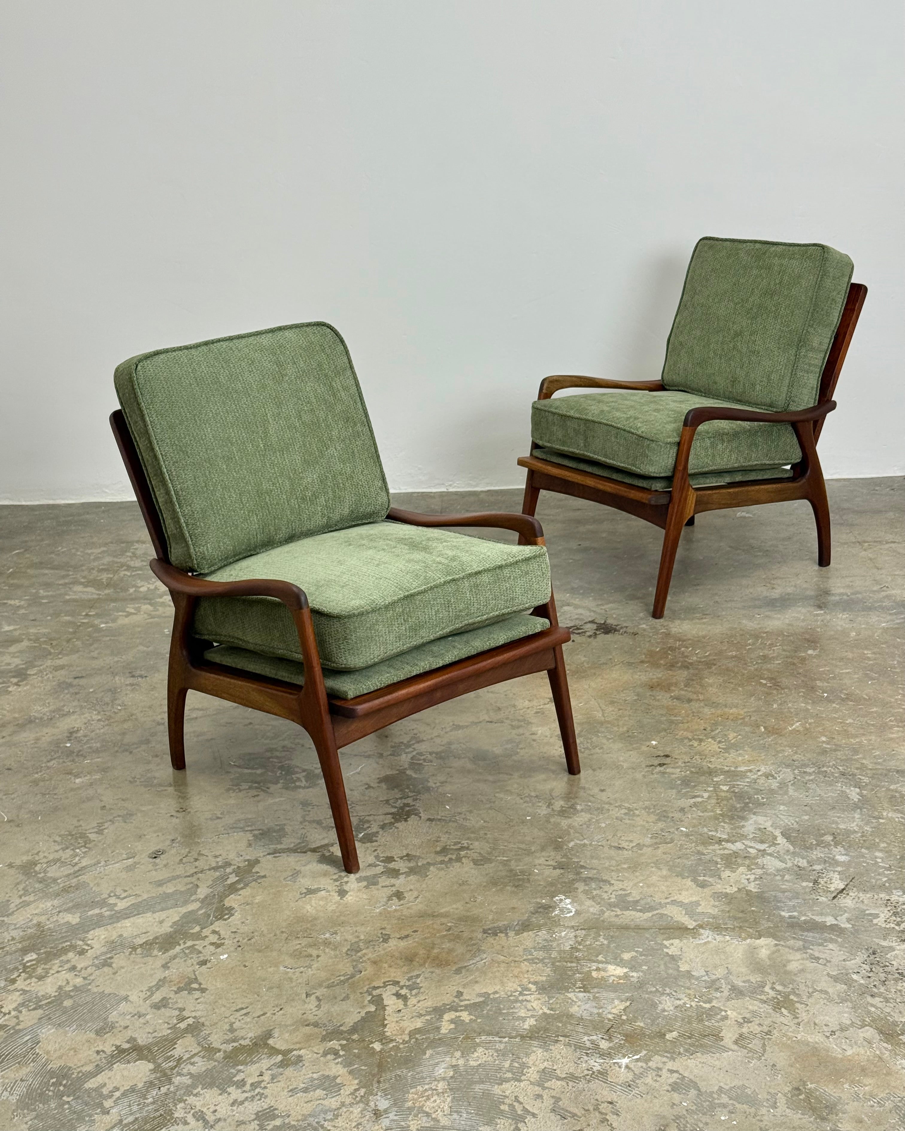 MID-CENTURY ARMCHAIR PAIR