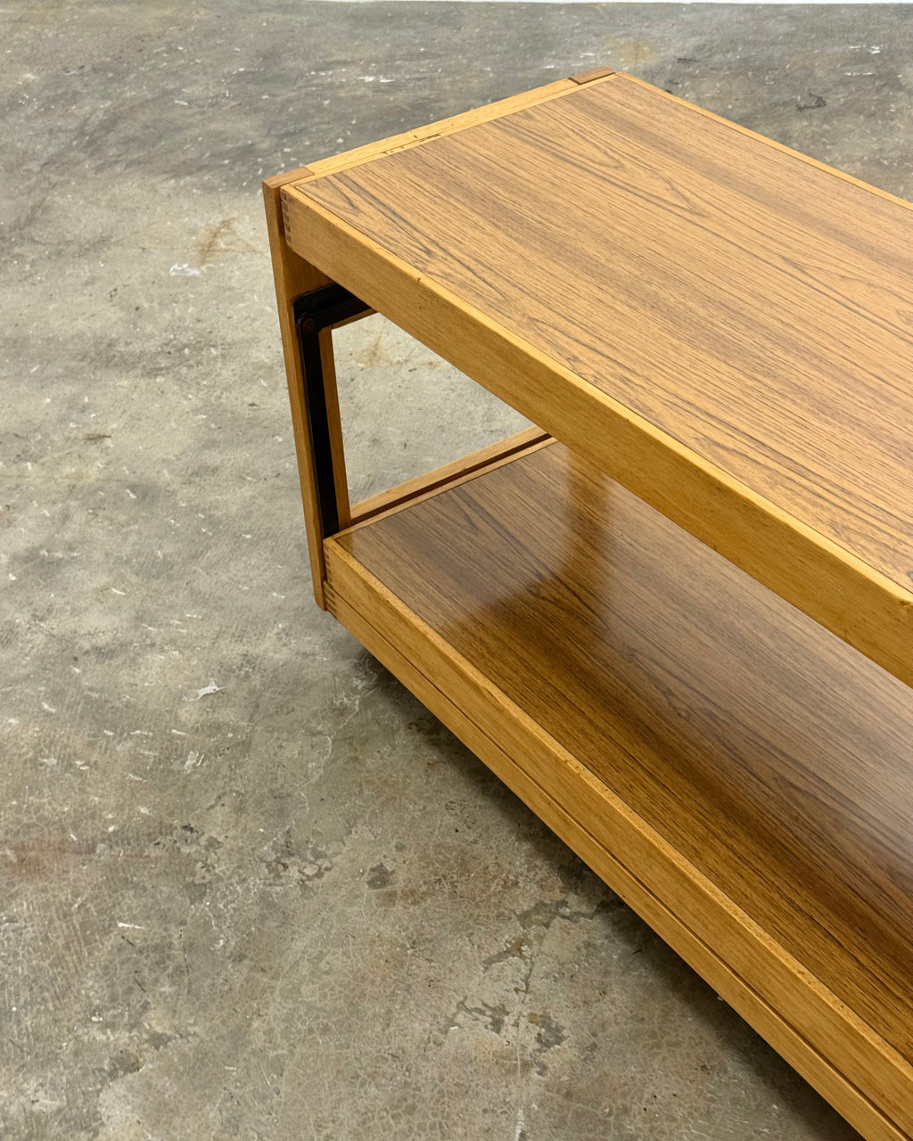 MID-CENTURY METAMORPHIC DRINKS TROLLEY