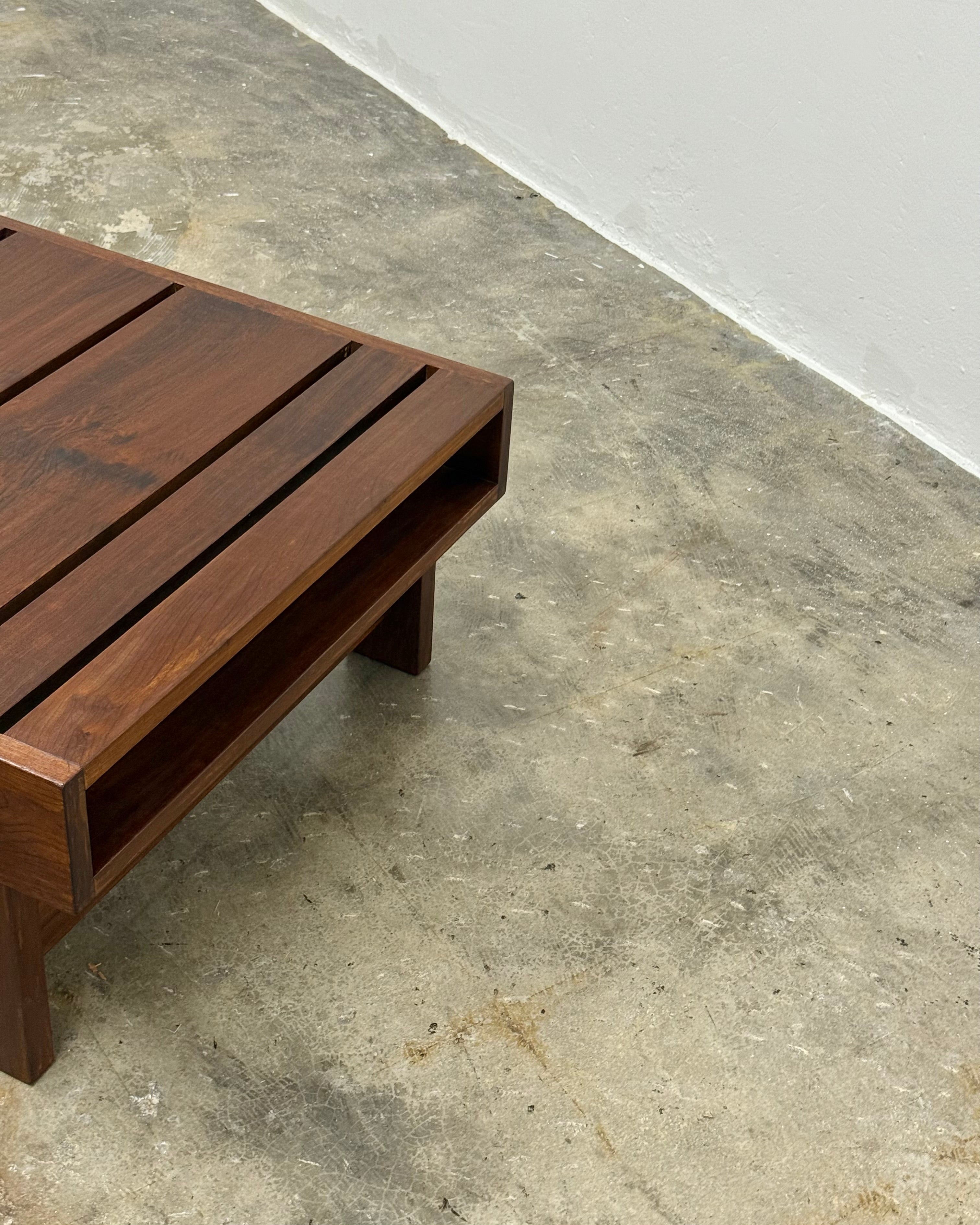 MID-CENTURY IMBUIA COFFEE TABLE