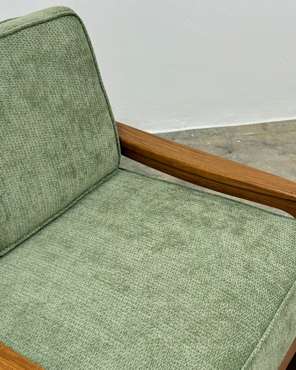 MID-CENTURY KIAAT ARMCHAIR PAIR