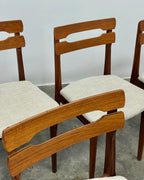 SET OF 8 MID-CENTURY DINING CHAIRS IN TEAK