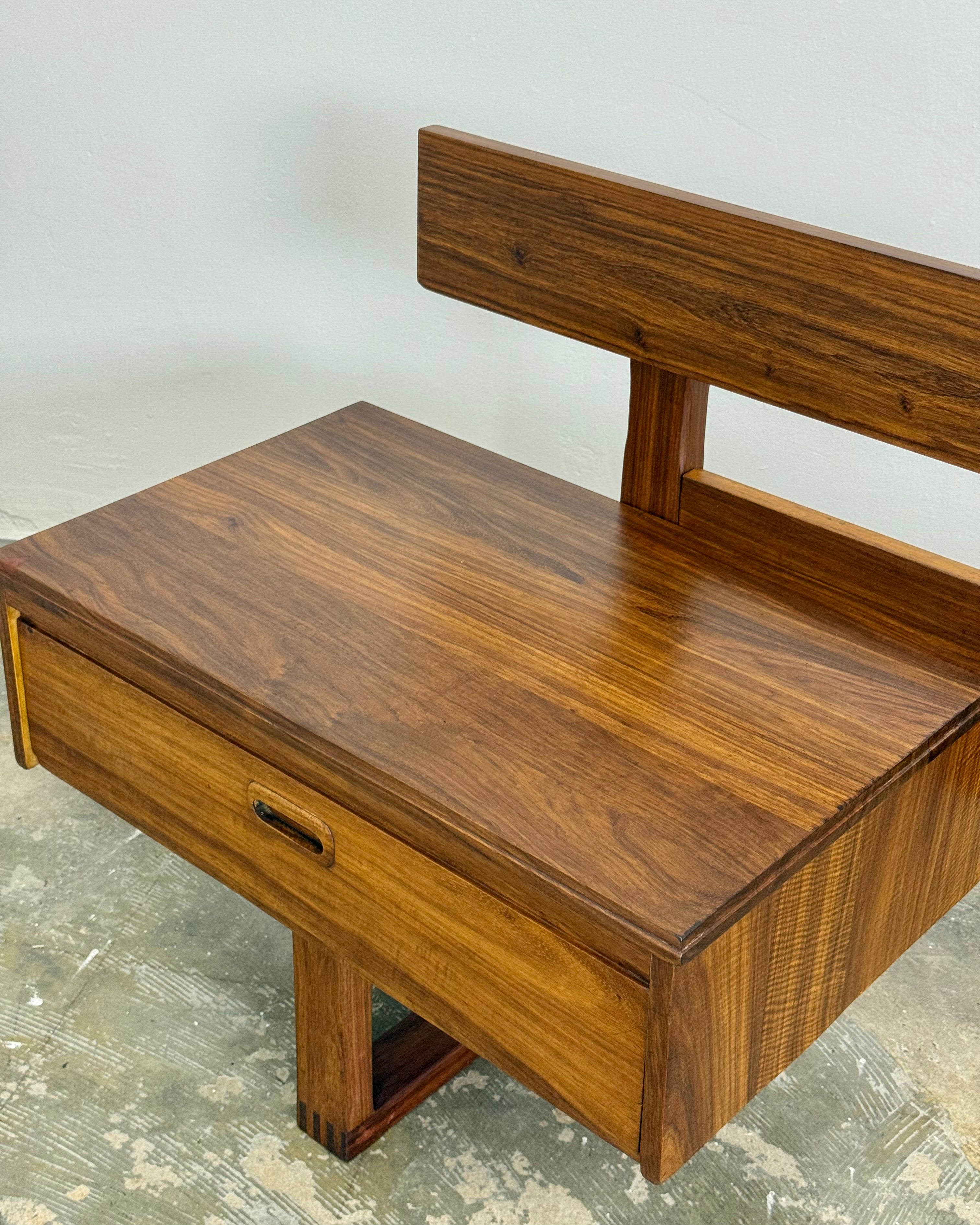 MID-CENTURY KIAAT HEADBOARD (QUEEN)