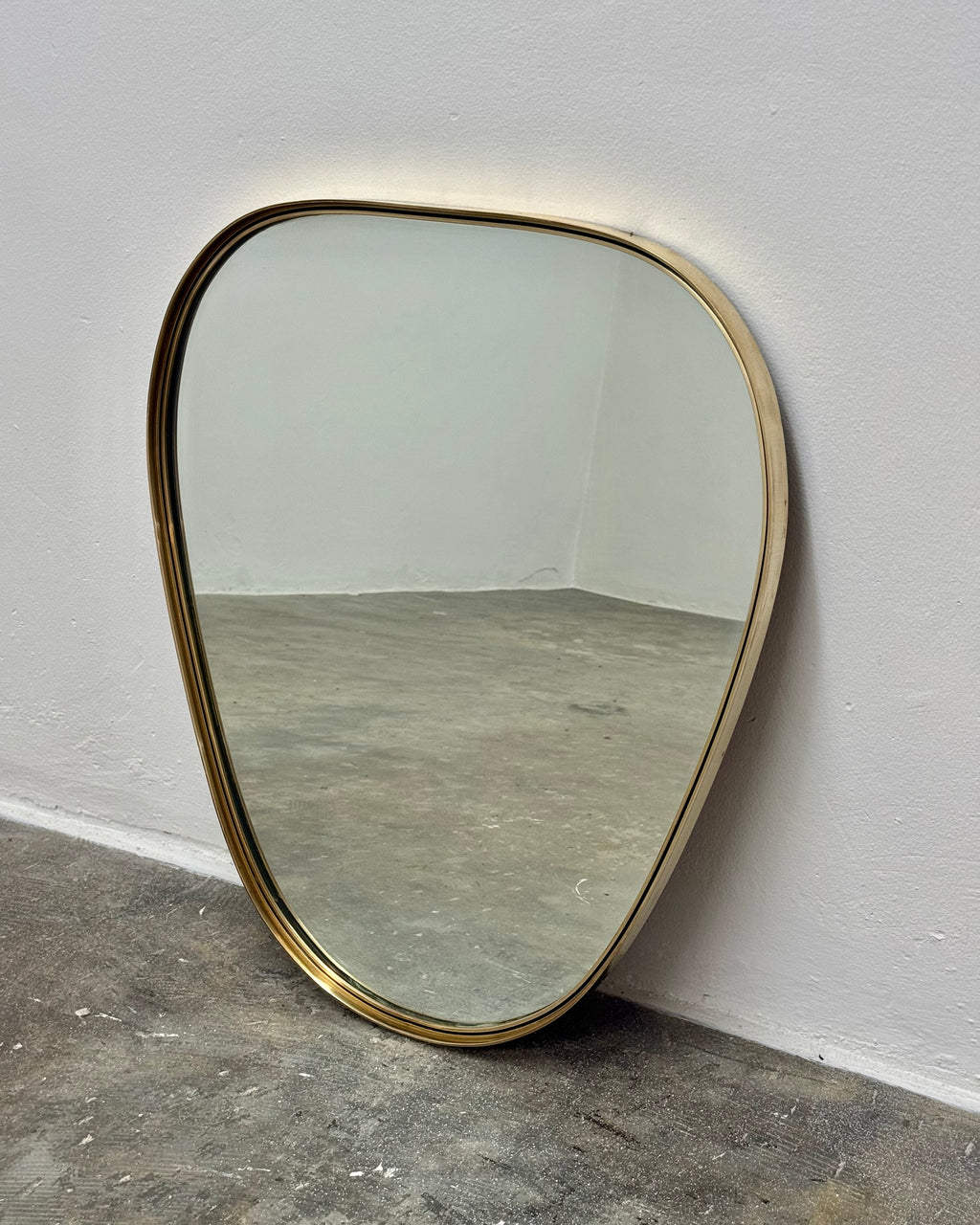 RETRO BRASS FRAMED MIRROR