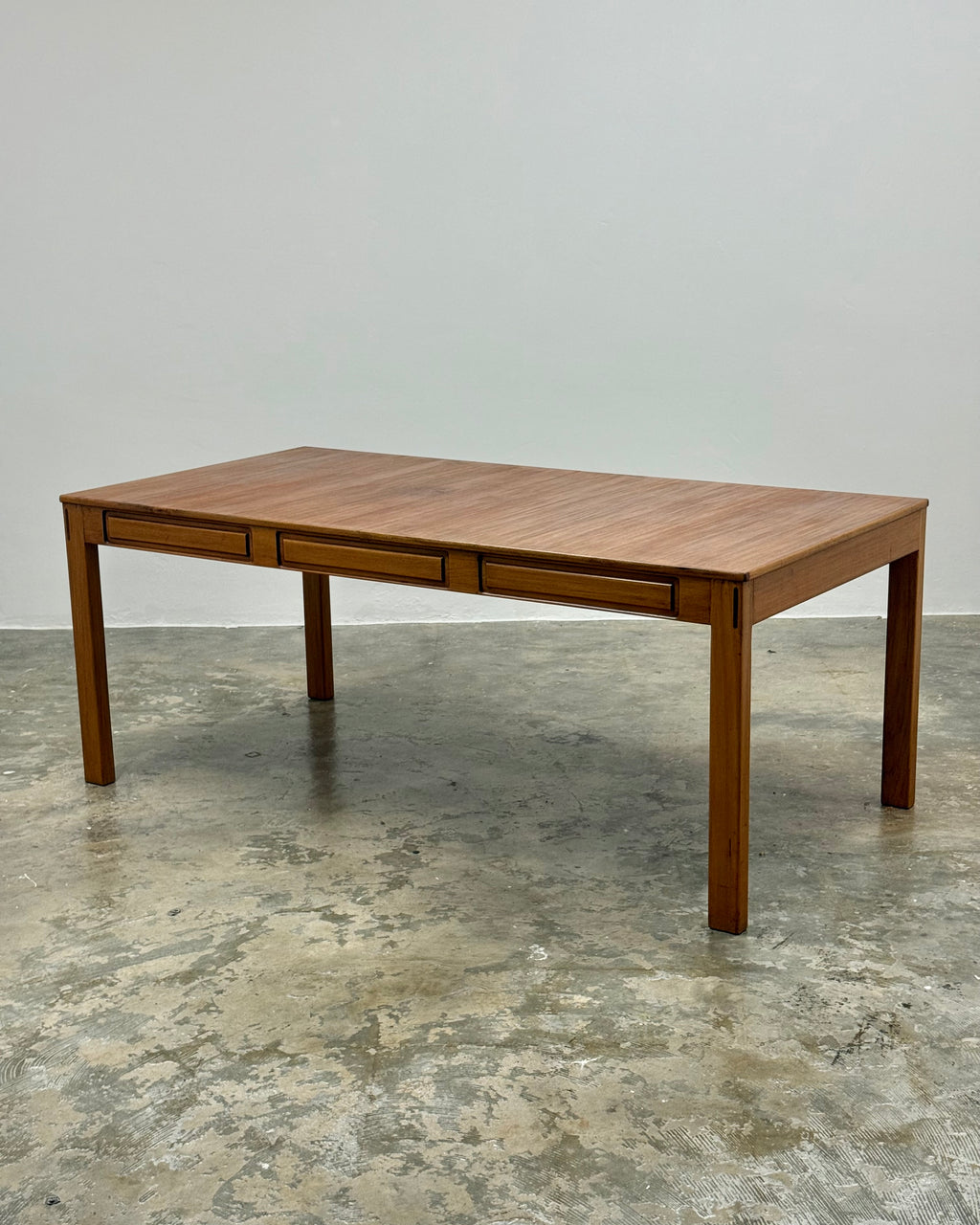 MID-CENTURY 8 SEATER DINING SET BY TORRENTE