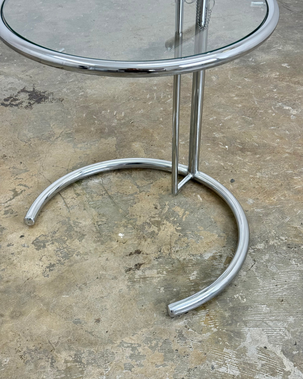 EILEEN GRAY STYLE ADJUSTABLE SIDE TABLE 1