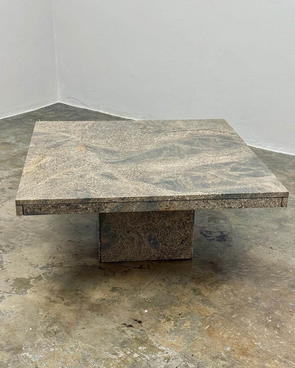VINTAGE GRANITE COFFEE TABLE