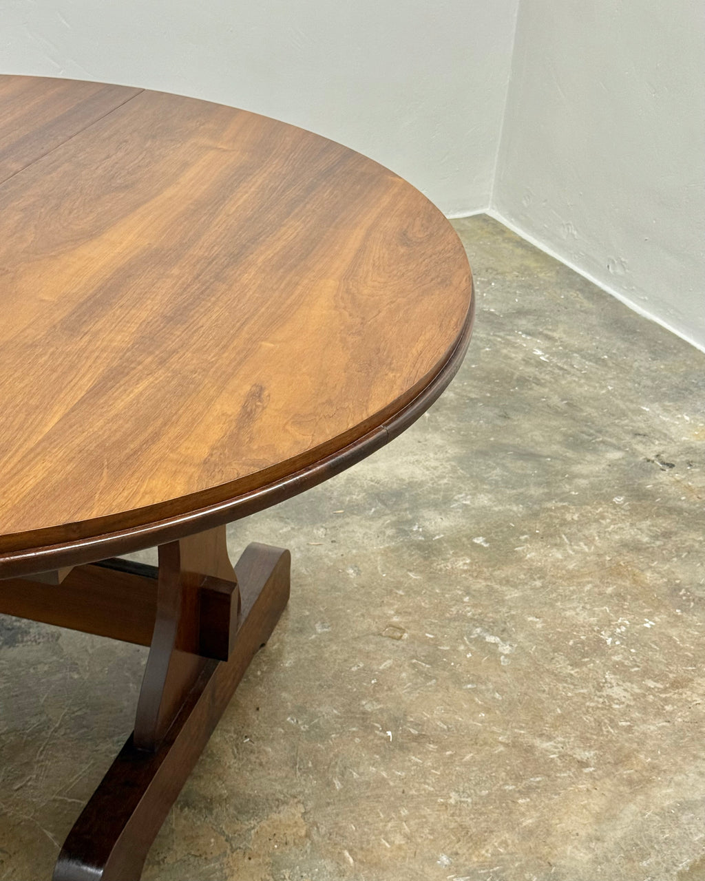 IMBUIA EXTENDABLE DINING TABLE