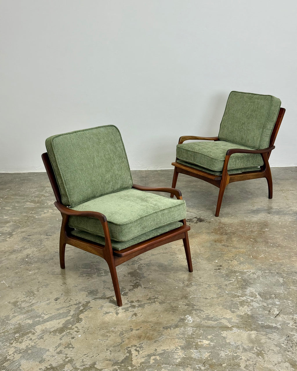 MID-CENTURY ARMCHAIR PAIR
