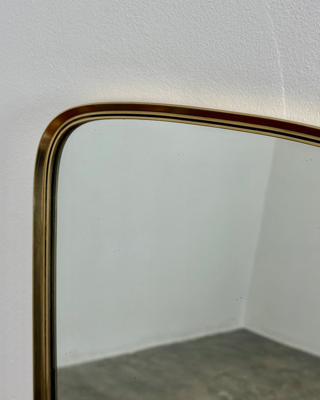 RETRO SOLID BRASS MIRROR