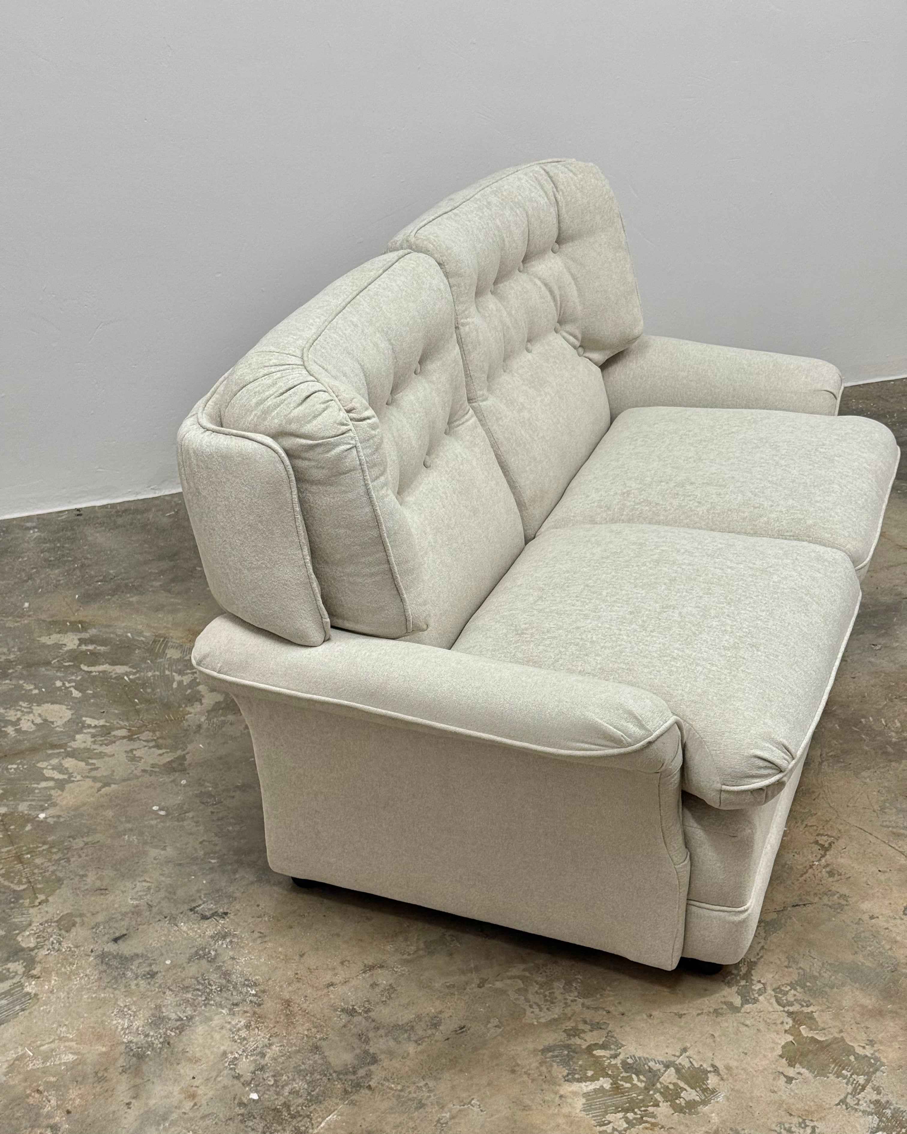 1960s TWO-SEATER SOFA