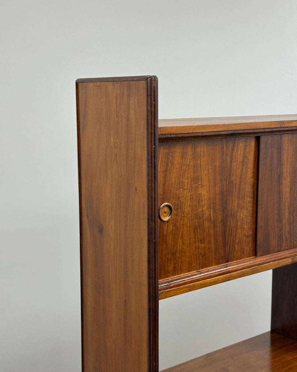 MCM WALL UNIT IN IMBUIA