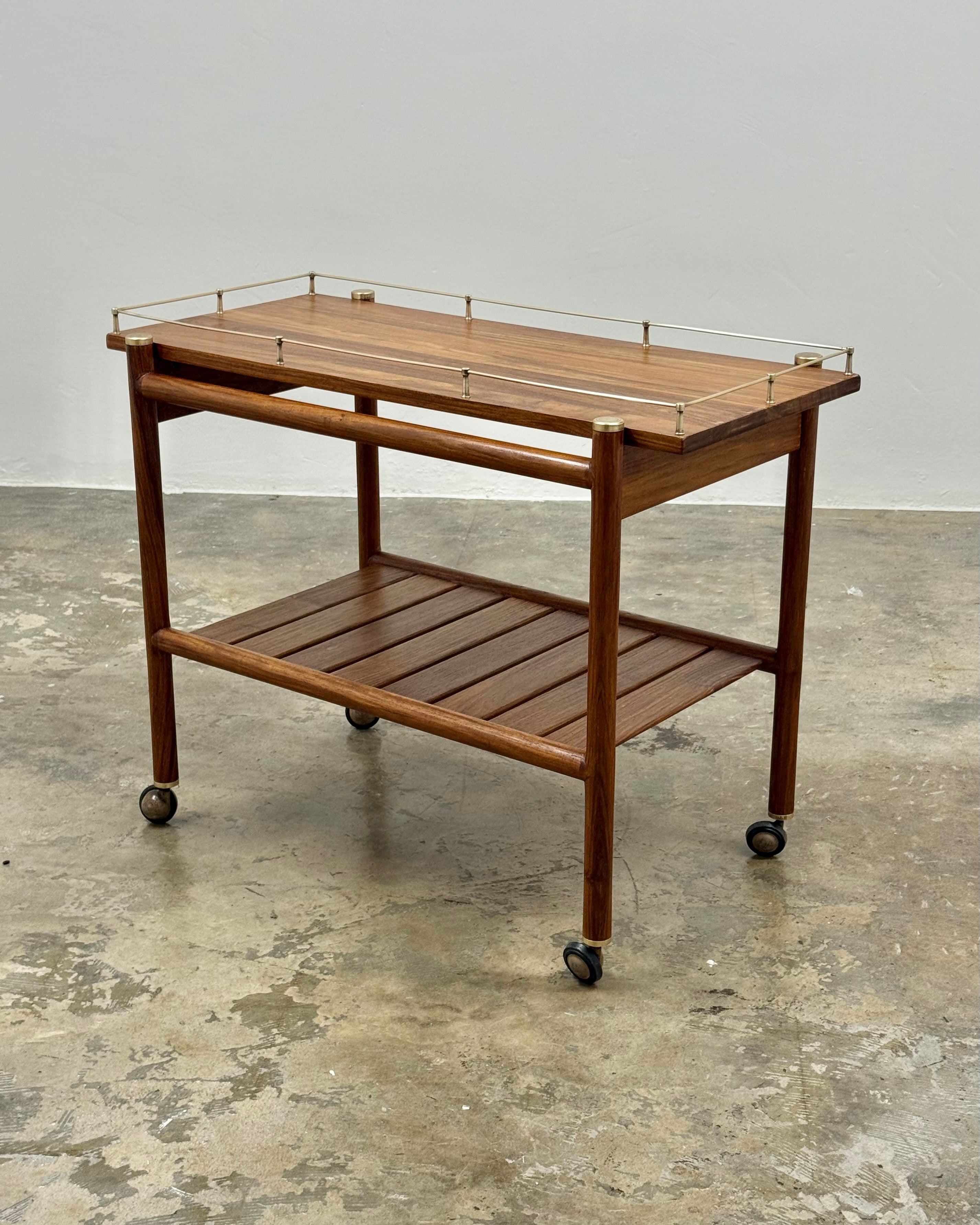 KIAAT DRINKS TROLLEY BY ARTECASA