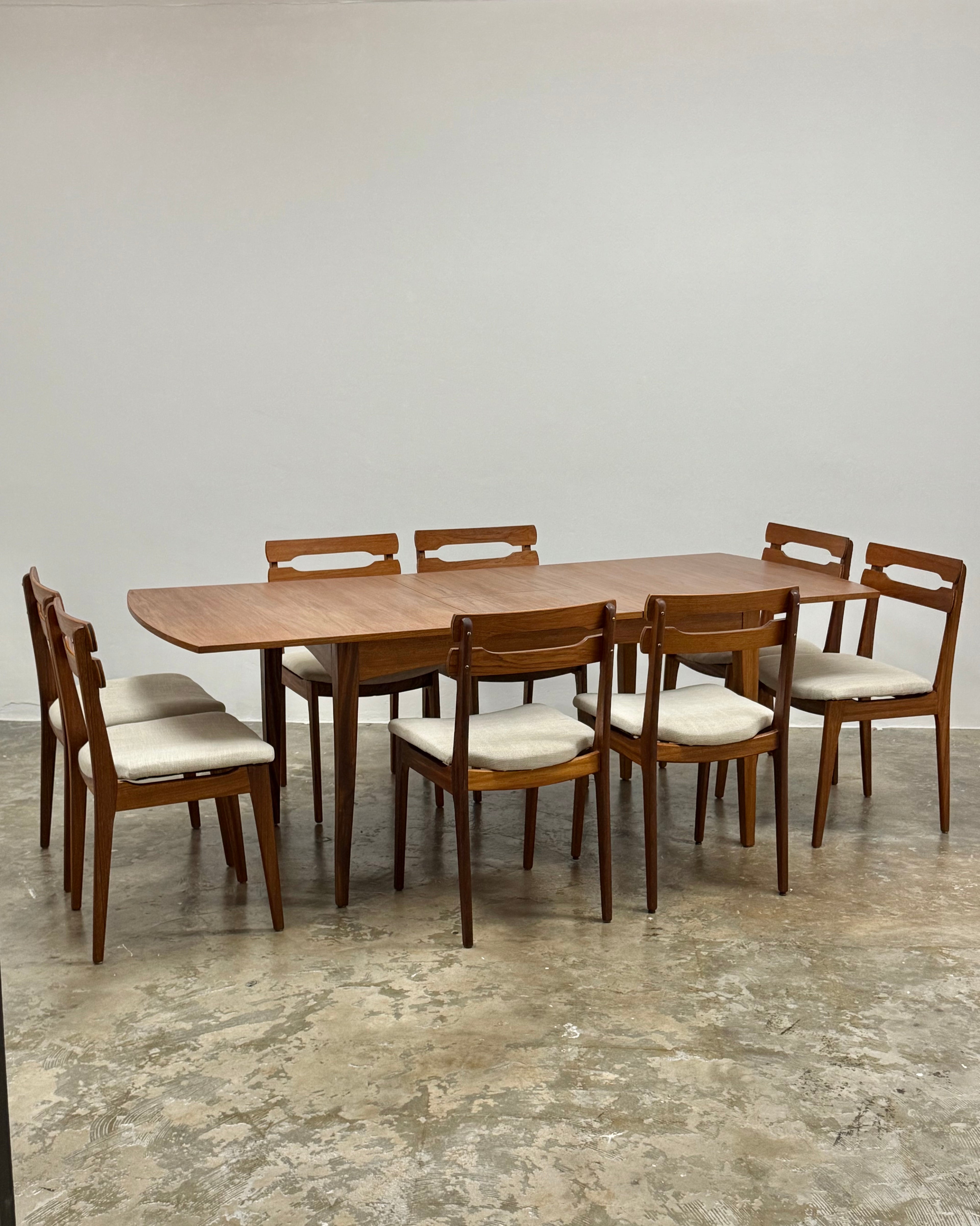 MID-CENTURY DANISH TEAK 8 SEATER DINING SET