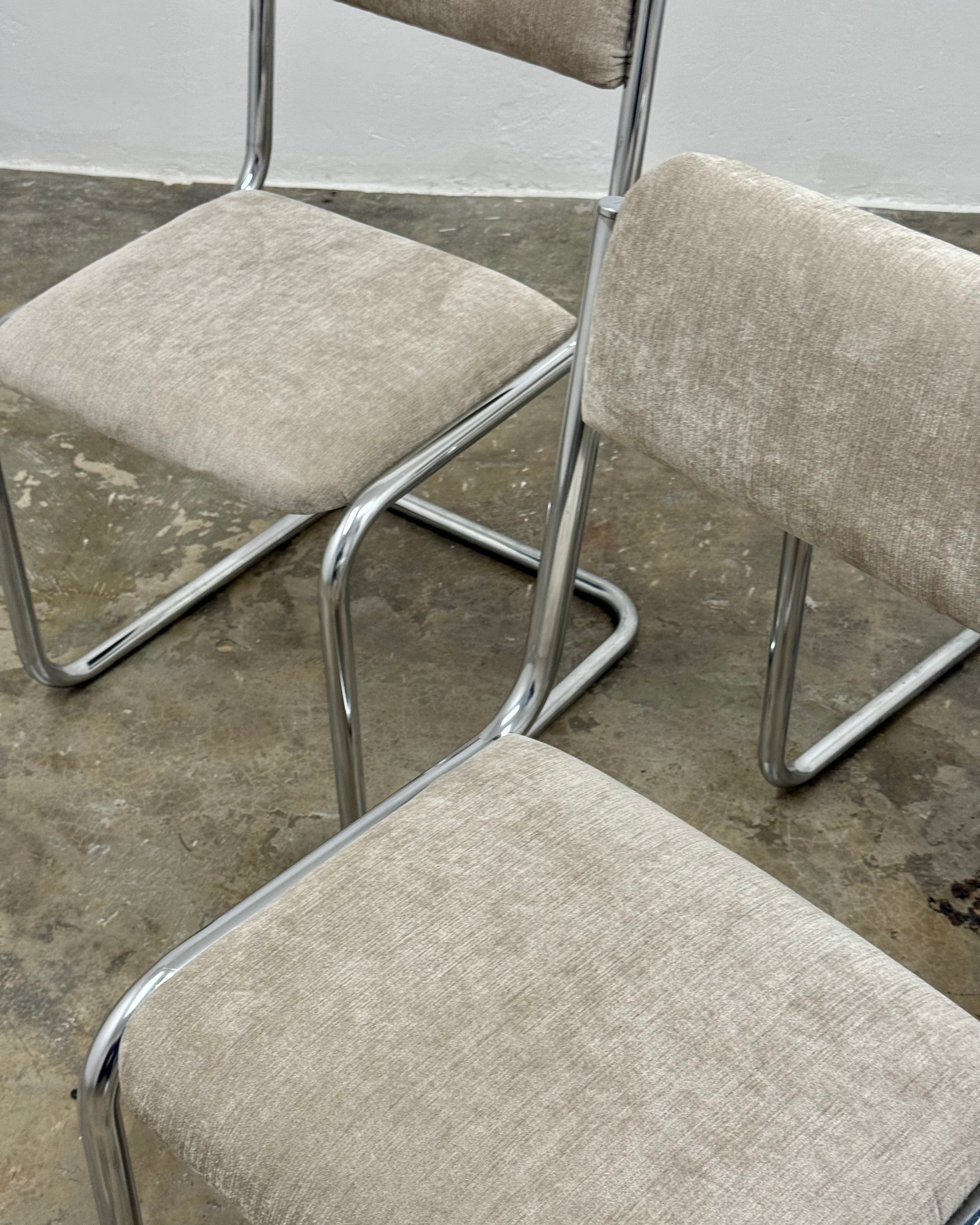 RETRO CHROME 4 SEATER DINING SET