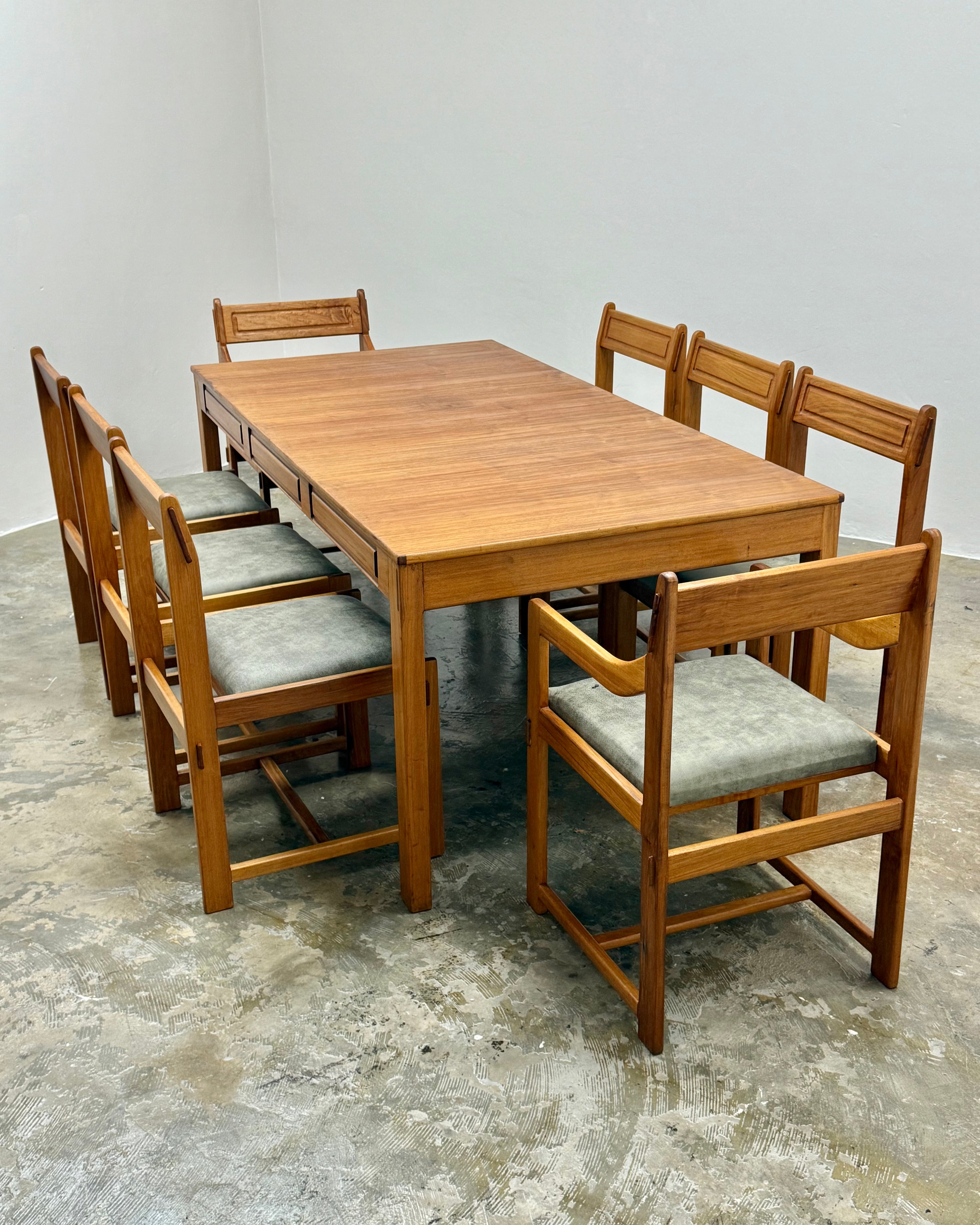 MID-CENTURY 8 SEATER DINING SET BY TORRENTE