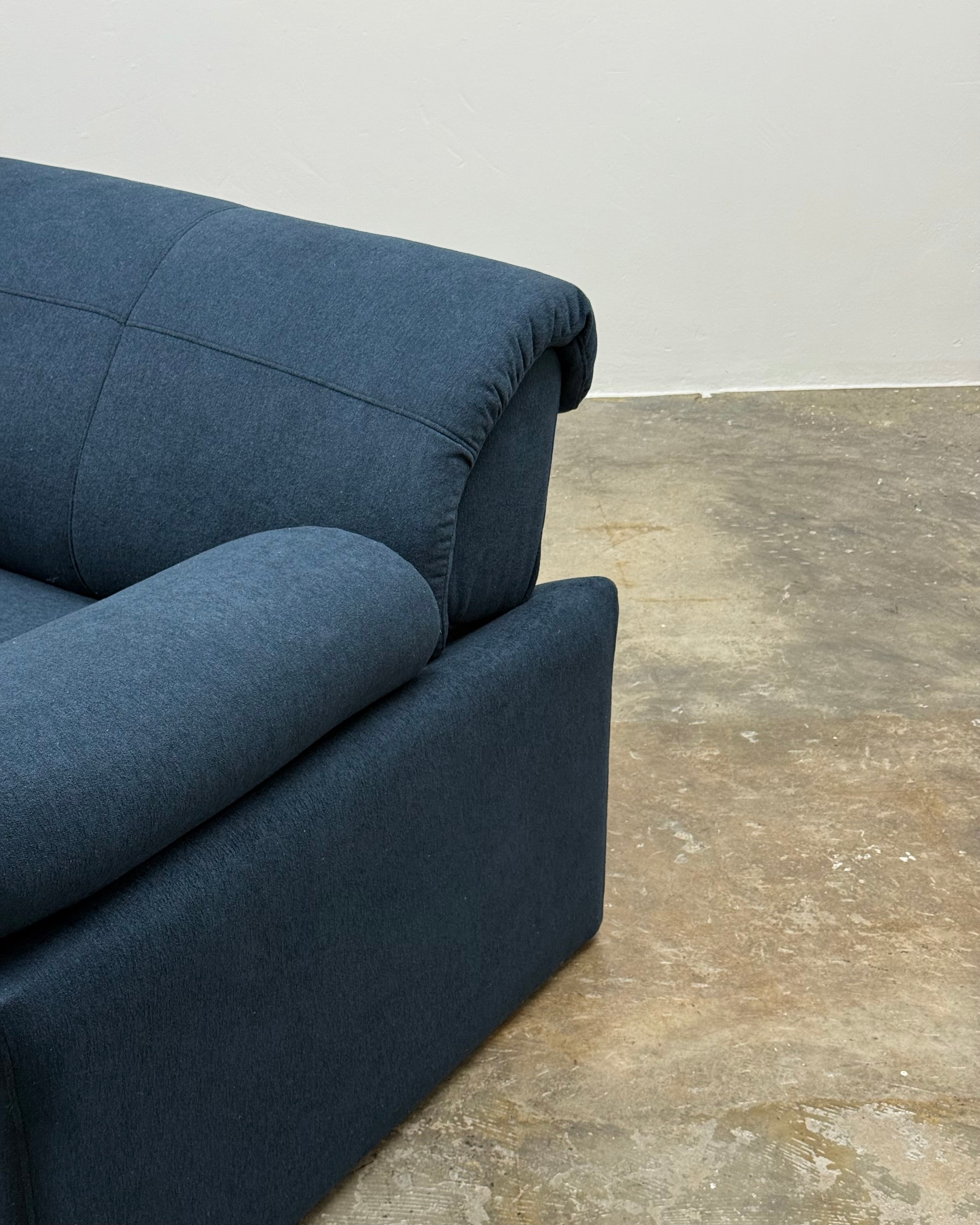 POST MODERN 3 SEATER COUCH