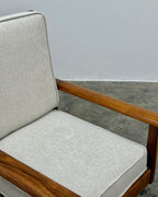 MID-CENTURY ARMCHAIR IN KIAAT