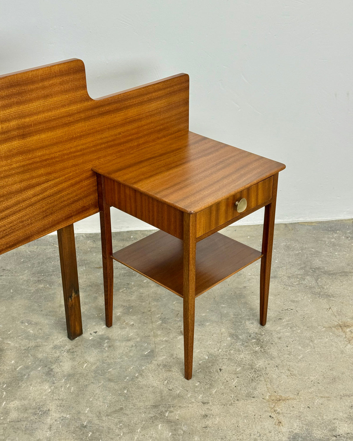 MID-CENTURY DOUBLE HEADBOARD & PEDESTALS