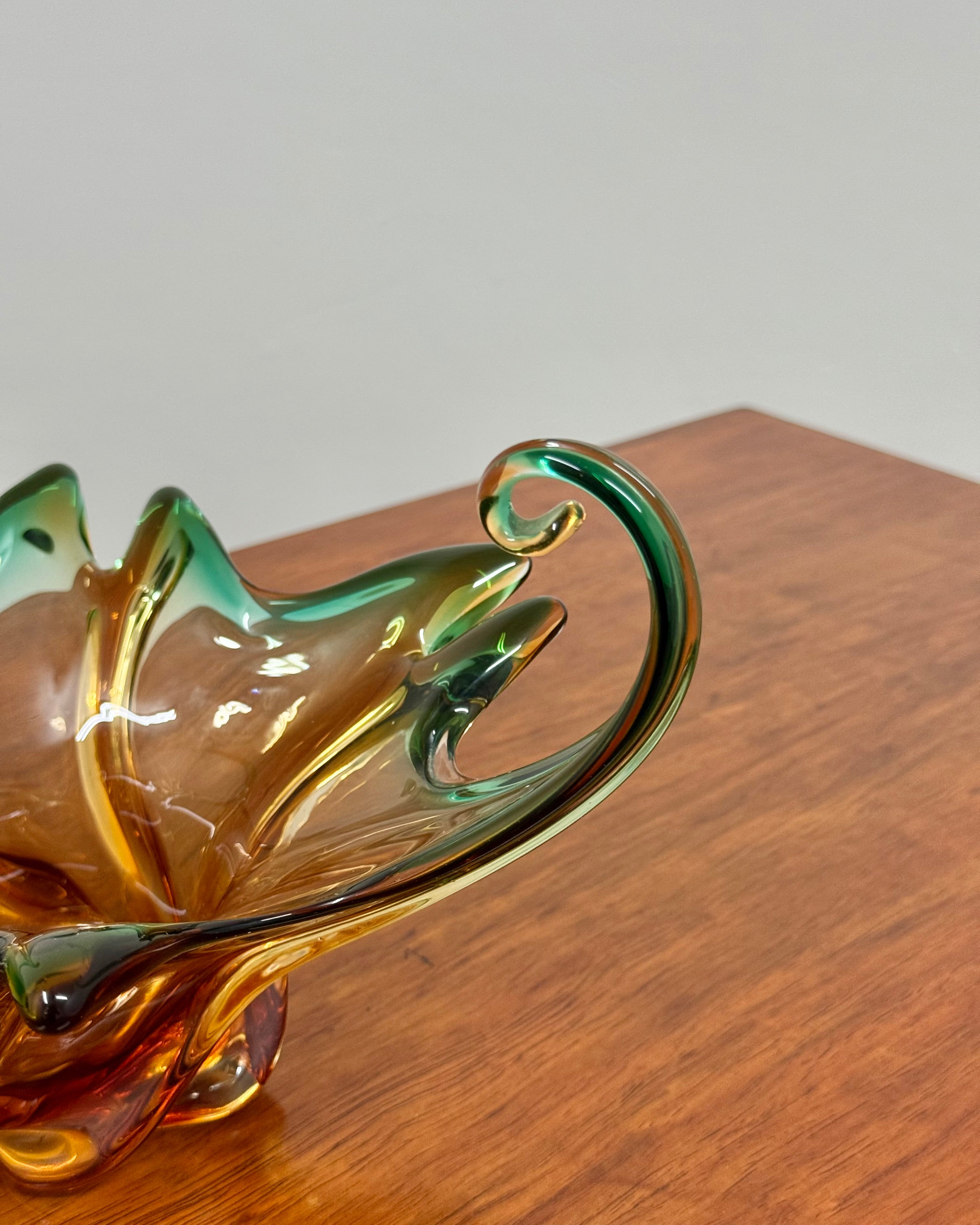 VINTAGE MURANO ART GLASS BOWL