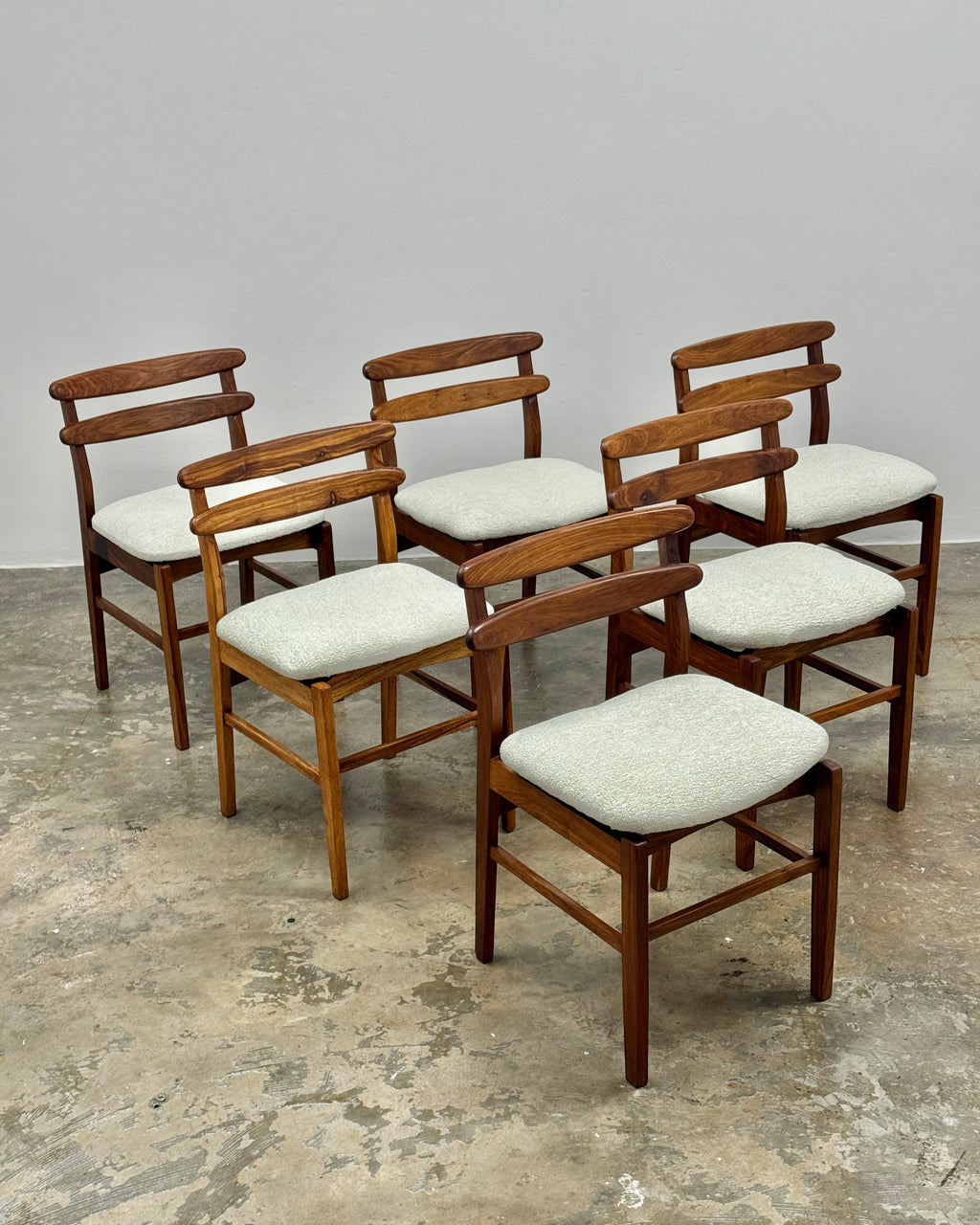 SET OF 6 X MID-CENTURY KIAAT DINING CHAIRS