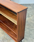 MID-CENTURY BOOKSHELF