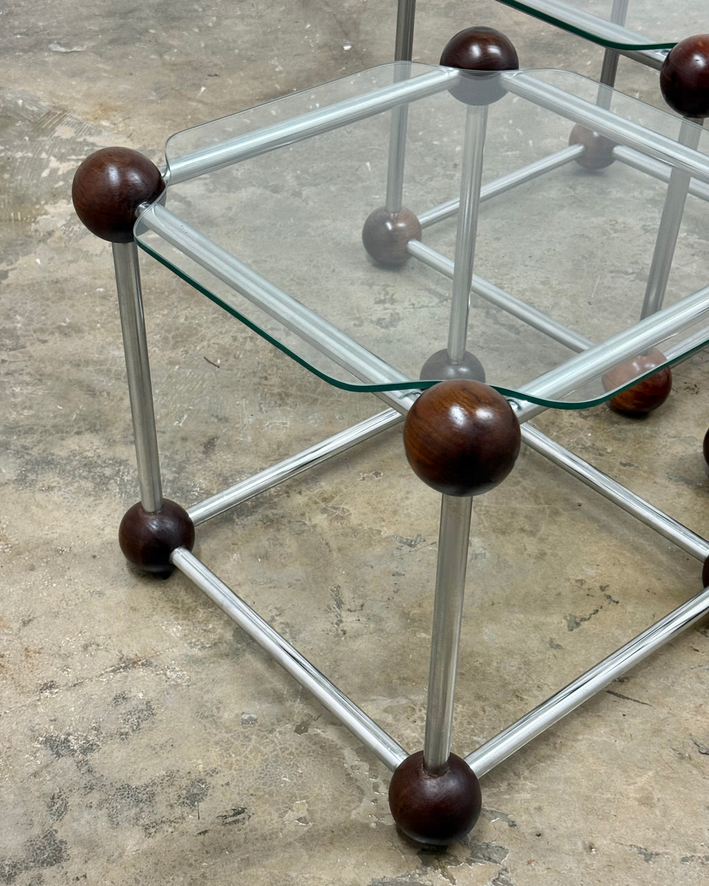 RETRO ATOMIC SIDE TABLE (INDIVIDUALLY PRICED)
