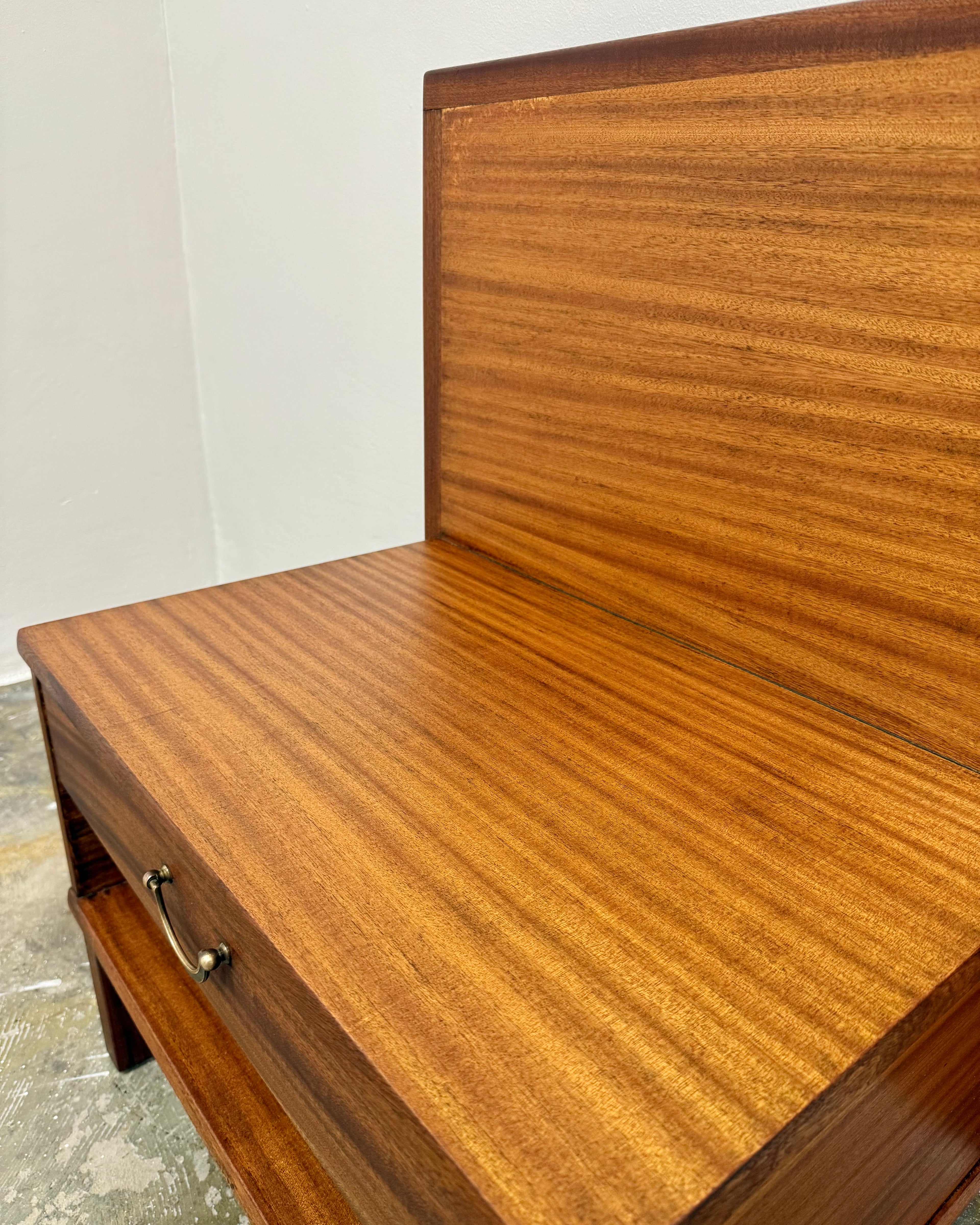 MID-CENTURY DOUBLE HEADBOARD + PEDESTALS