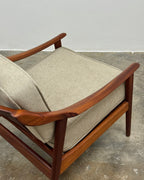 MID-CENTURY ARMCHAIR PAIR