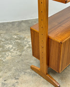 MID-CENTURY WALL UNIT