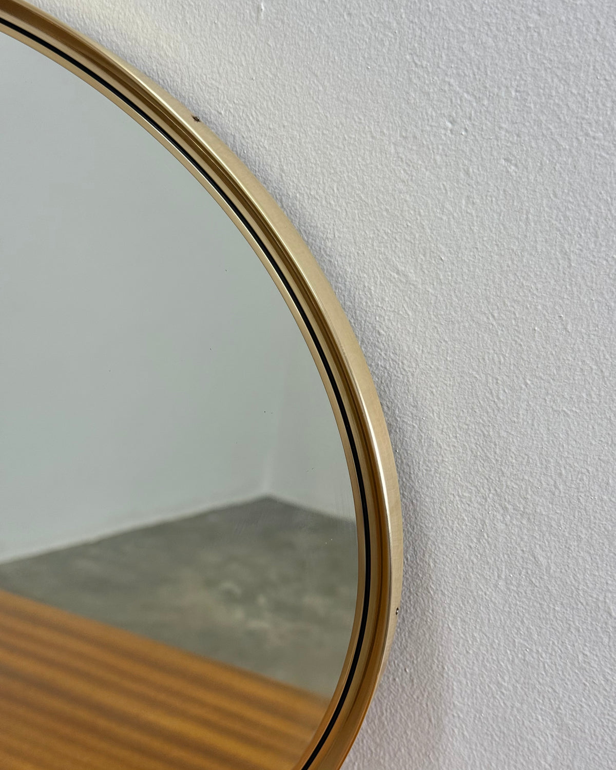 RETRO SOLID BRASS OVAL MIRROR