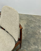 SET OF 8 x FRYSTARK DINING CHAIRS