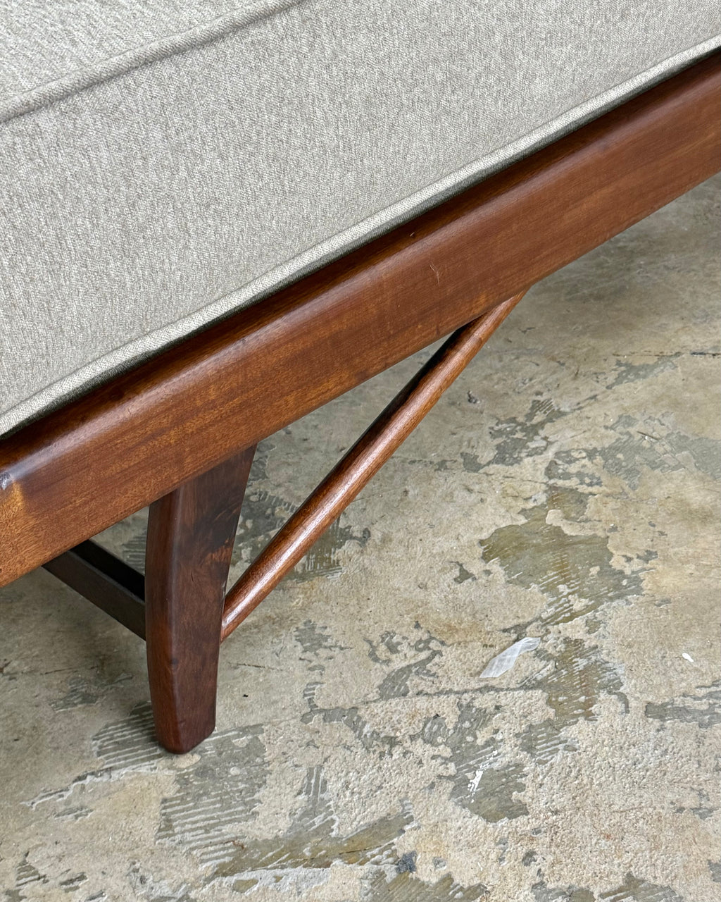 MID-CENTURY 3 SEATER COUCH BY AIRFLEX