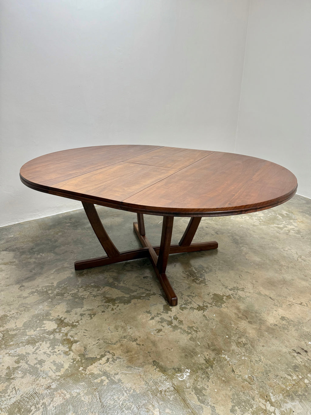 DS VORSTER MID-CENTURY MODERN EXTENDABLE DINING TABLE