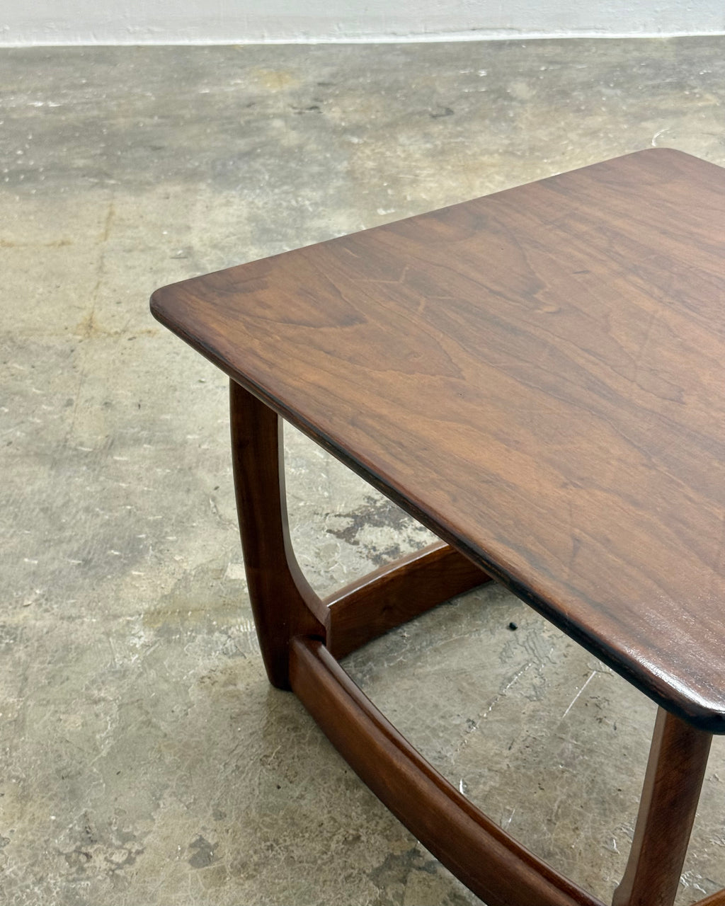 MID-CENTURY COFFEE TABLE BY AIRFLEX