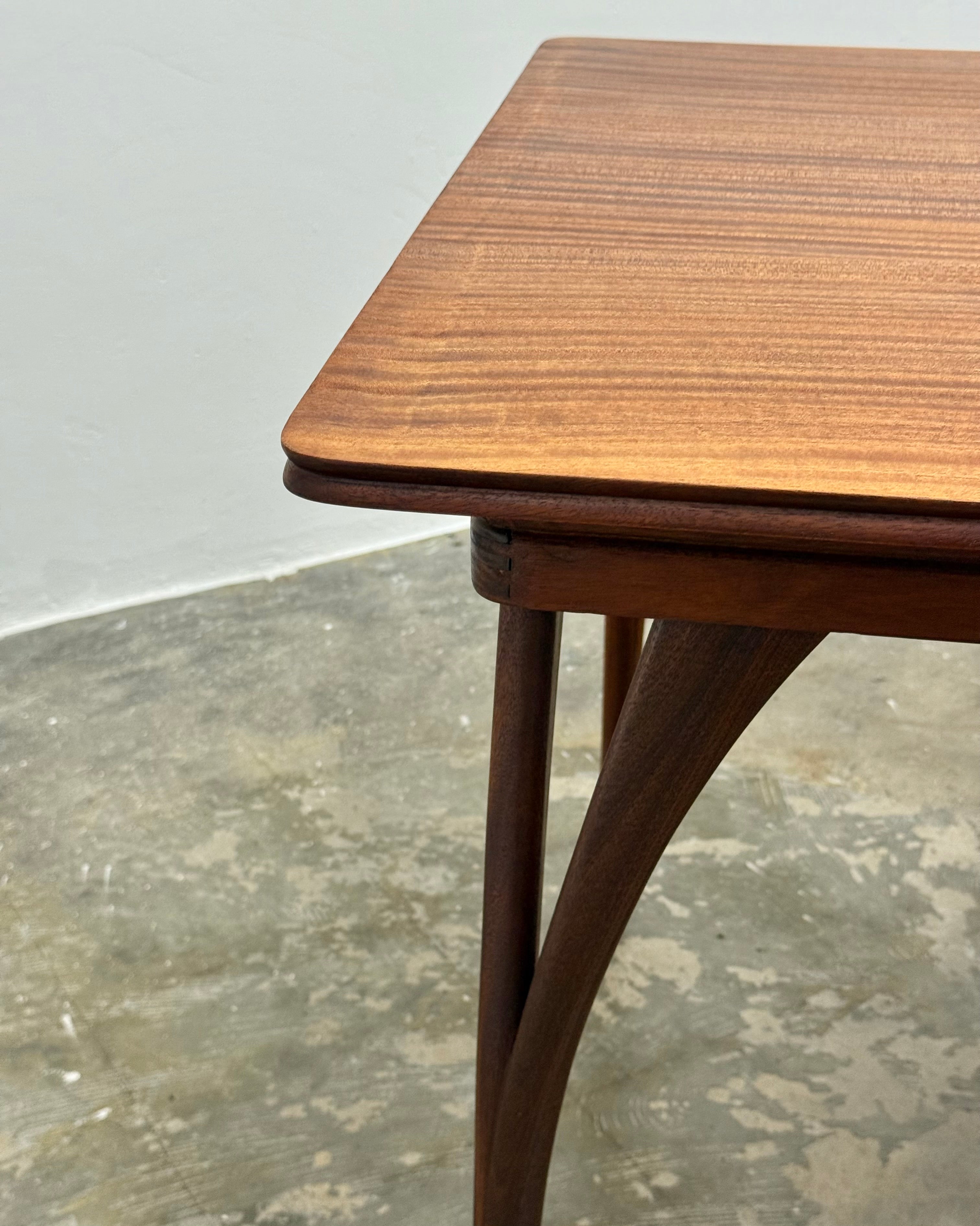 MID-CENTURY DINING TABLE BY DS VORSTER
