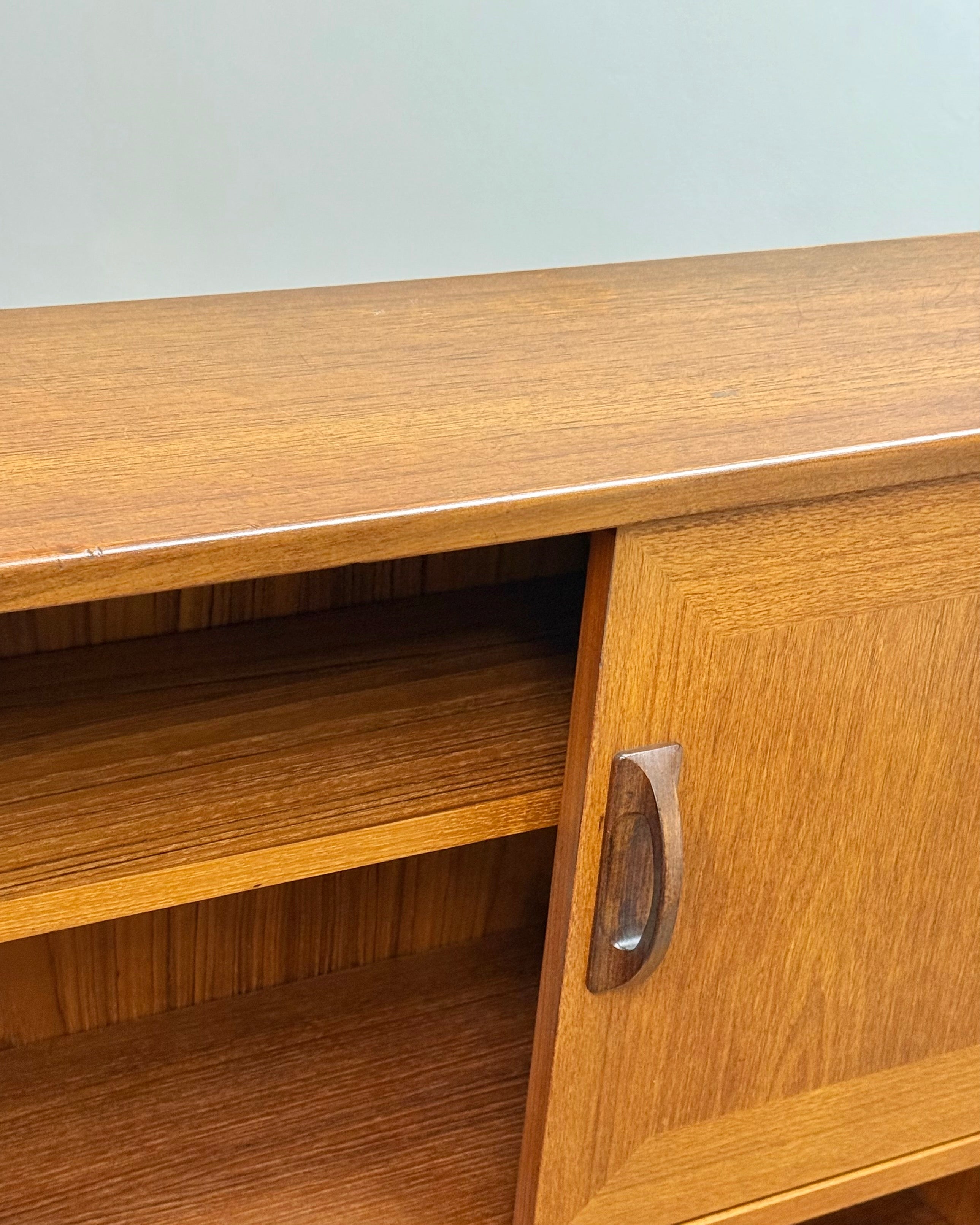 G-PLAN SIERRA HIGHBOARD